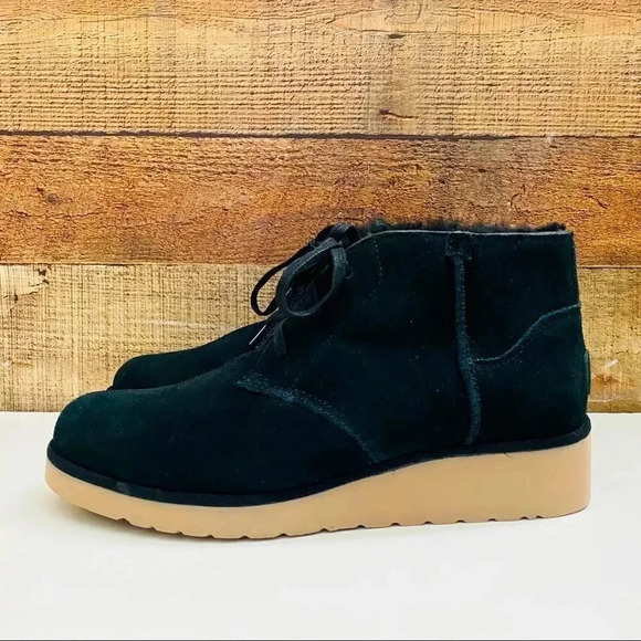 NWOT Koolaburra by Ugg Ankle Boots - Picture 3 of 8